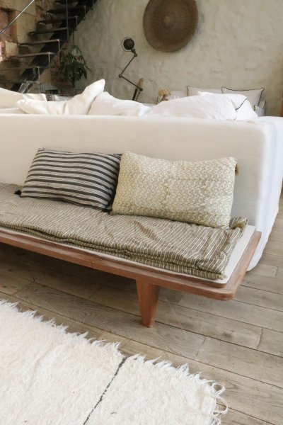 Etagère ou banquette