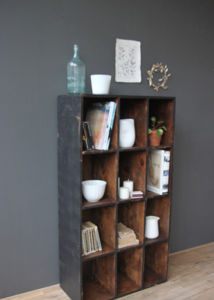 Etageres à la verticale