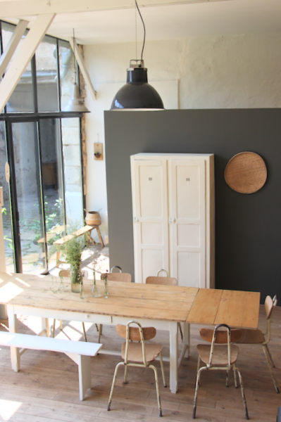 Grande table avec rallonges